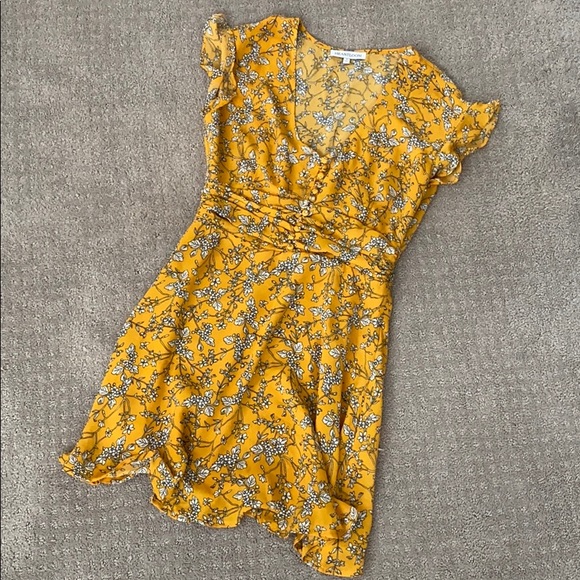 Heartloom Dresses & Skirts - cute summer dress from Revolve